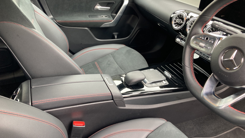 Mercedes-Benz CLA 220d AMG Line Premium 4dr Tip Auto Diesel Saloon